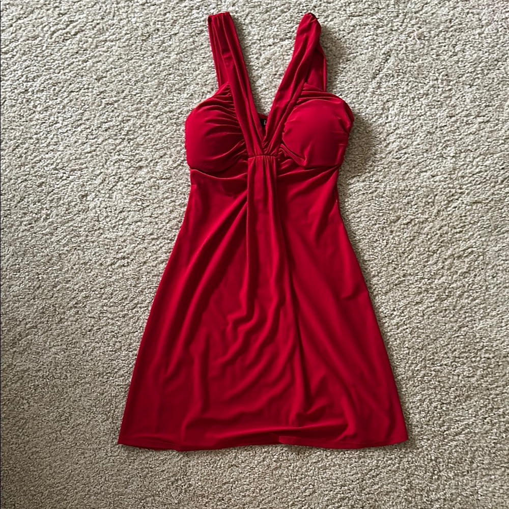 Elegant Red Sleeveless Dress